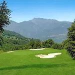 Lägenhet Belmonte Terrazzo Pianello Del Lario
